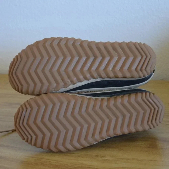 SOREL Tan & Black Waterproof Womens Lace up Duck Boot Size 5.5 - Picture 4 of 11